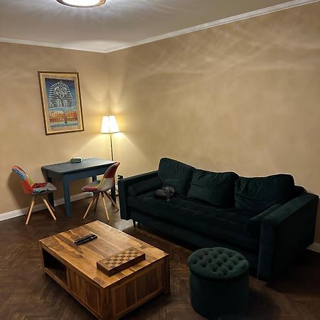 Апартаменты Fancy Flat In Central Братислава Экстерьер фото