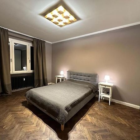 Апартаменты Fancy Flat In Central Братислава Экстерьер фото